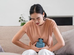 Tipe-tipe Zodiak Saat Menstruasi: Siapa yang Paling Baper dan Suka Mager?