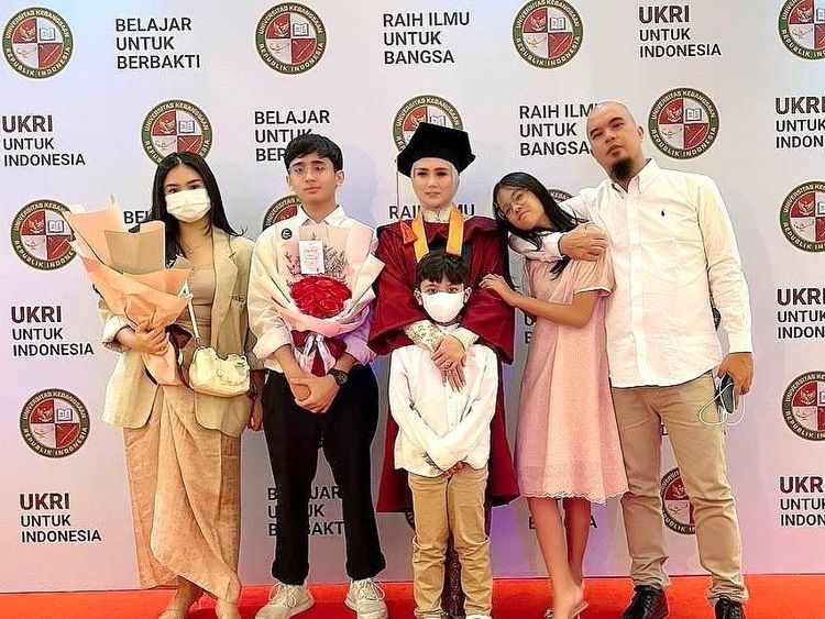 Mulan Jameela Doa Minta Keluarga Dijauhkan dari Fitnah