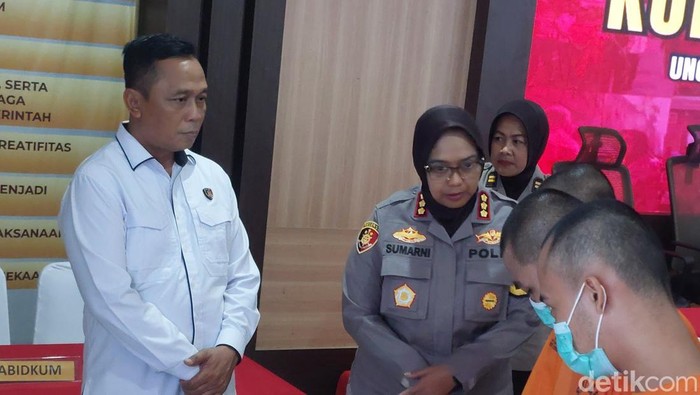 Pelaku pengedar ganja kering di Cirebon