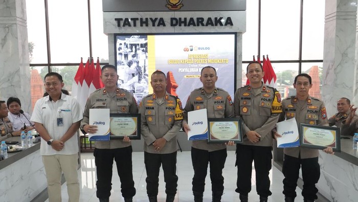 Polres Mojokerto diganjar penghargaan Bulog