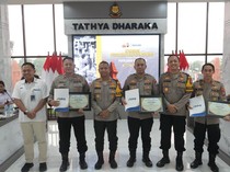 Salurkan Beras SPHP 753 Ton, Polres Mojokerto Diganjar Penghargaan Bulog