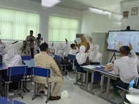 Kepala BNPB Ungkap Hunian Sementara Korban Bencana 8x5 Meter, Ada Kamar Mandi