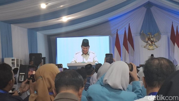 Prabowo Subianto di SMPN 4 Kota Bekasi