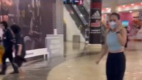 Mal di Malaysia Kebanjiran, Pengunjung Terjebak