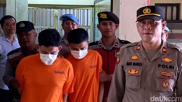 Rafiq Muadz Lubis dan Saepul pelaku begal di Kota Bandung.