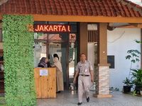 Dosen UIM Makassar yang Ludahi Kasir Dipecat