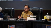 Wamendagri Sebut Bupati Aceh Selatan Umrah Saat Bencana Tindakan Fatal