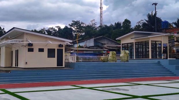 Bangunan pengelola dan fasilitas pendukung di Alun-Alun Jampangtengah menjadi bagian dari penataan ruang publik yang lebih modern dan ramah masyarakat. Bangunan pengelola dan fasilitas pendukung di Alun-Alun Jampangtengah menjadi bagian dari penataan ruang publik yang lebih modern dan ramah masyarakat.