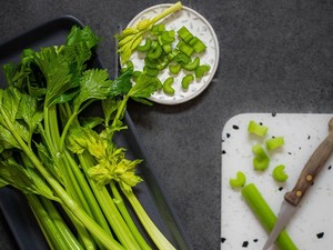 Rebusan Daun Apa untuk Memperlancar Kencing? Ini 6 Jenisnya!