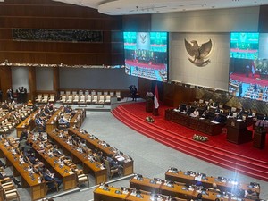 DPR Gelar Rapat Paripurna Pengesahan RKUHAP, 242 Anggota Dewan Hadir