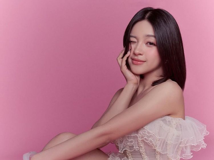 Gemasnya Elsa Japasal dengan Dress Mini