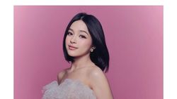 Gemasnya Elsa Japasal dengan Dress Mini