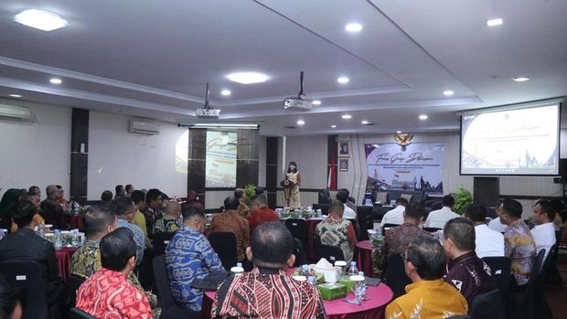 FGD Masyarakat Adat soal Tanah Ulayat di Riau FGD Masyarakat Adat soal Tanah Ulayat di Riau