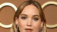 Wajahnya Disebut Berbeda, Jennifer Lawrence Ungkap Semua Prosedur Kecantikannya
