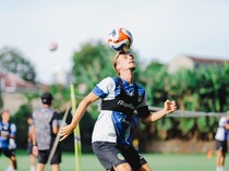 Cerita Gelandang PSIM Donny Warmerdam Tetap Produktif Saat Pemulihan Cedera