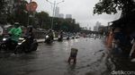 Hujan Guyur Jakarta, Jalan Terusan Rasuna Said Mampang Jaksel Tergenang