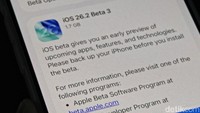 Apple Rilis iOS 26.2 Beta 3, AirDrop Makin Canggih & Liquid Glass Kian Mulus