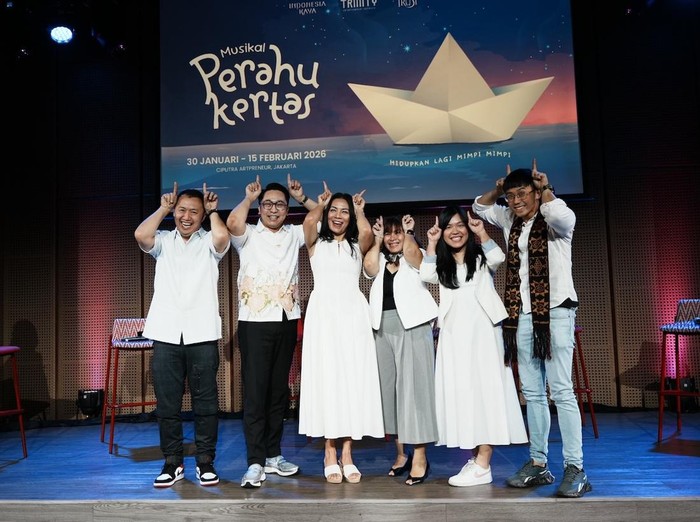 Konferensi Pers Musikal Perahu Kertas