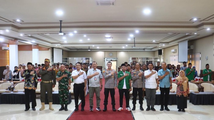 Launching dan Deklarasi Duta Pelajar Antikekerasan (Kamtibmaspro) di Kota Probolinggo.