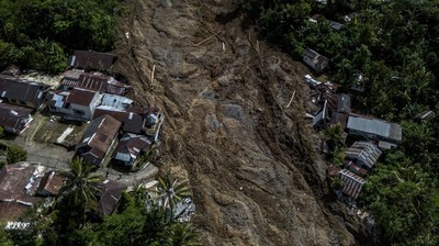 Longsor di Banjarnegara, Puluhan Warga Hilang dan Rumah Tertimbun