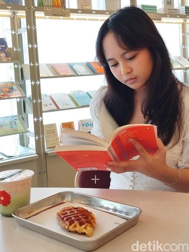 NIKA x Prose & Petals di Gafoy Kelapa Gading, Jakarta Utara.