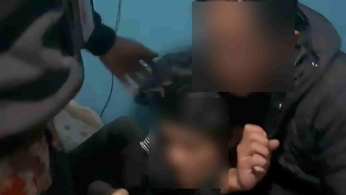 Opak saat diciduk polisi di kediamannya di Bojongmalaka, Baleendah