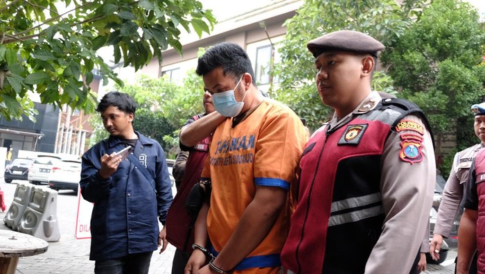 Febri Latif Bimo Nugroho, pembunuh wanita open BO di hotel Sidoarjo