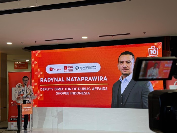 Pemerintah Kasih 2 Jempol ke Shopee, Latih Jutaaan UMKM Lewat Kampus Online