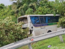 Video Kecelakaan Maut di Tol Cipali: 5 Orang Tewas, Puluhan Luka-luka