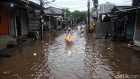Selain kawasan Kemang Utara, data BPBD menunjukkan banjir per pukul 15.00 WIB itu terjadi di kawasan Jakarta Selatan dan Jakarta Barat.