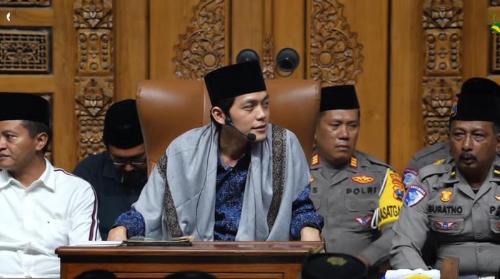 Sosialisasi jemaah dan santri majelis taklim Gus Iqdam