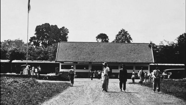 Stasiun kereta api Lubuklinggau tahun 1934 Stasiun kereta api Lubuklinggau tahun 1934