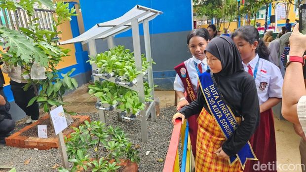 Anak-anak SD di Sorong Papua mampu unjuk gigi ketika ditantang dalam membuat proyek STEM (Science, Technology, Engineering dan Mathematics)