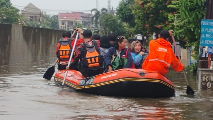 Banjir di Tangsel, Selasa (18/11/2025). (dok BPBD Tangsel)