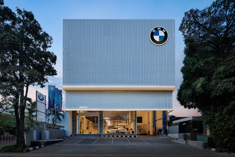 BMW Group Indonesia dan Astra Resmikan Diler Dengan Konsep Retail.Next: BMW Astra Pluit.