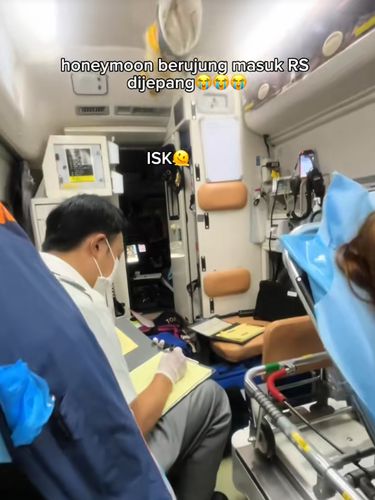 Bulan Madu di Jepang ISK Pengantin baru ini curhat, lagi menikmati bulan madu di Jepang tiba-tiba mendadak masuk rumah sakit karena didiagnosis menderita Infeksi Saluran Kemih (ISK). Postingan tersebut langsung viral di media sosial.