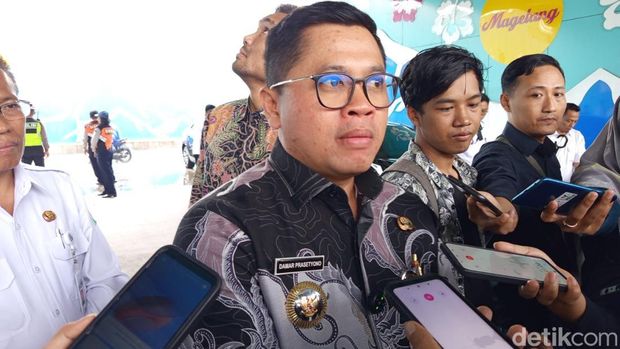 Wali Kota Magelang Damar Prasetyono di Underpass atau Flyover Canguk, Kota Magelang, Rabu (19/11/2025).