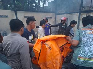 Pasutri Lansia Tewas Terjebak Kebakaran Rumah di Wajo