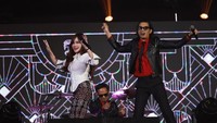 Aksi Fanny Soegi di panggung bareng The Changcuters. (Foto: dok Instagram bagusernandaputra)
