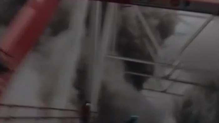 GUNUNG SEMERU ERUPSI DAHSYAT.