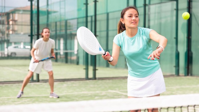 Kalender Jawa Senin Wage 8 Desember 2025: Luwes dan Aktif