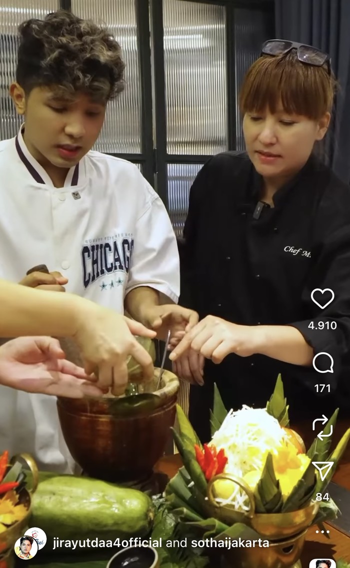 Jirayut Hobi Kulineran, Makan Nasi Lemak di Singapura hingga Ramen di Jepang