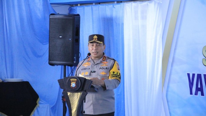 Kapolda Riau Irjen Pol Herry Heryawan meresmikan Dapur SPPG ke-11 di Polres Indragiri Hulu, Selasa (18/12/2025).