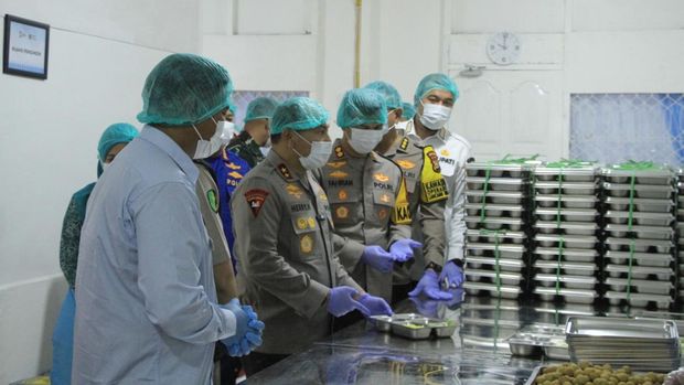 Kapolda Riau Irjen Pol Herry Heryawan meresmikan Dapur SPPG ke-11 di Polres Indragiri Hulu. Kapolda Riau Irjen Pol Herry Heryawan meresmikan Dapur SPPG ke-11 di Polres Indragiri Hulu, Selasa (18/12/2025).