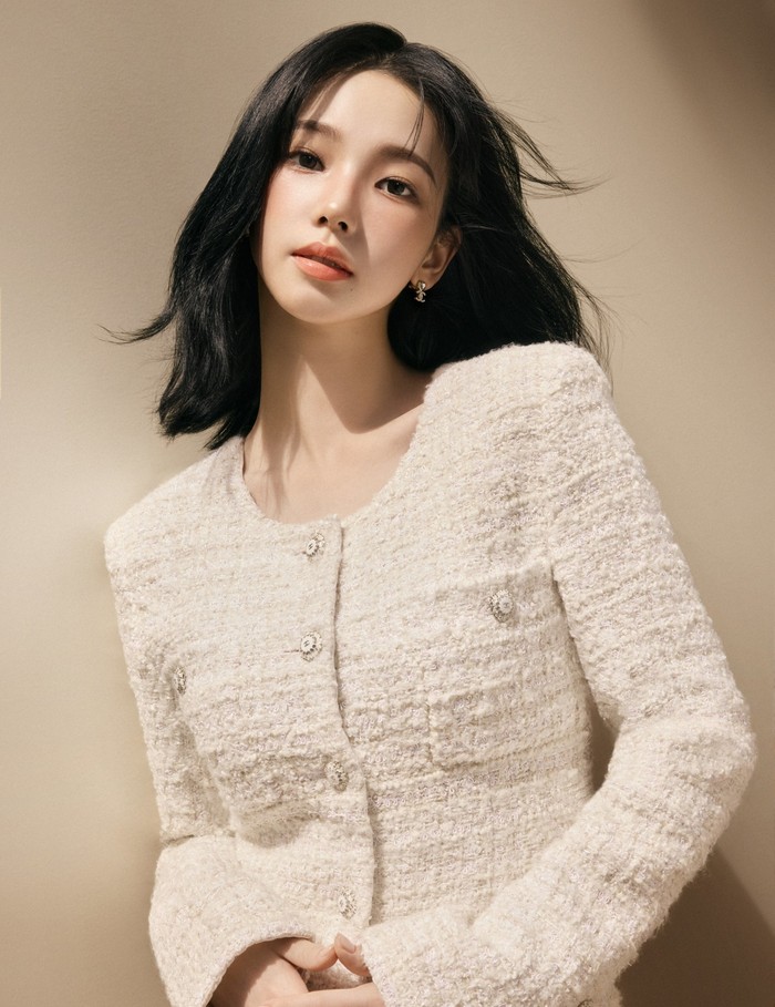 Karina aespa terpilih menjadi brand ambassador Chanel Beauty.