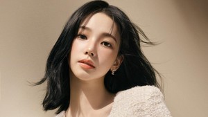 Visual dan talenta yang dimiliki Karina balance. Menjadikannya sosok visual K-Pop sempurna. (Foto: dok. Chanel Beauty)