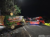 Kecelakaan Karambol Libatkan 2 Truk dan 1 Motor di Sukoharjo
