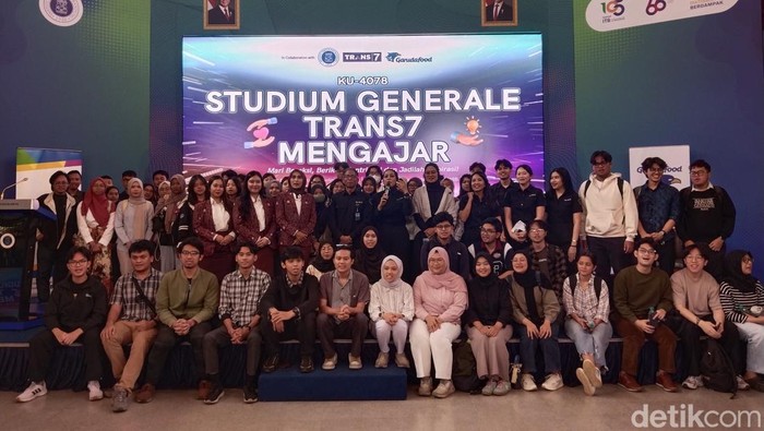 Kegiatan TRANS7 Mengajar 2025 di Kampus ITB, Rabu (19/11/2025).