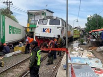 Kereta Api Barang Anjlok di Dupak Magersari Surabaya