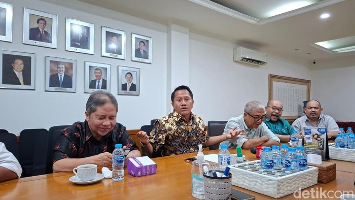 Ketua Umum DPP Realestat Indonesia (REI) Joko Suranto saat ditemui di kantor DPP REI, Rabu (19/11/2025).